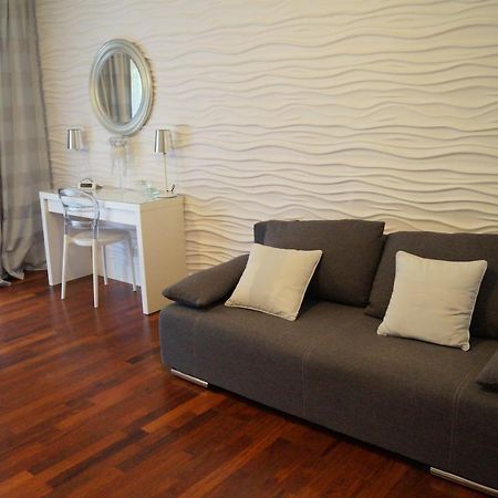 Apartament Przy Parku Kornik Apartment Exterior photo