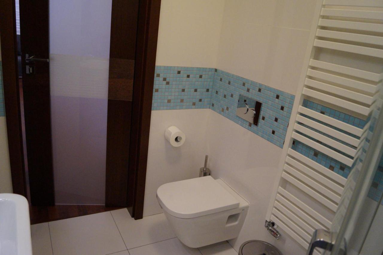Apartament Przy Parku Kornik Apartment Exterior photo